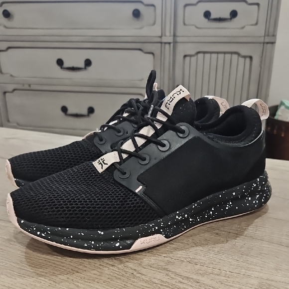 KURU ATOM WIDE Women Sneakers size